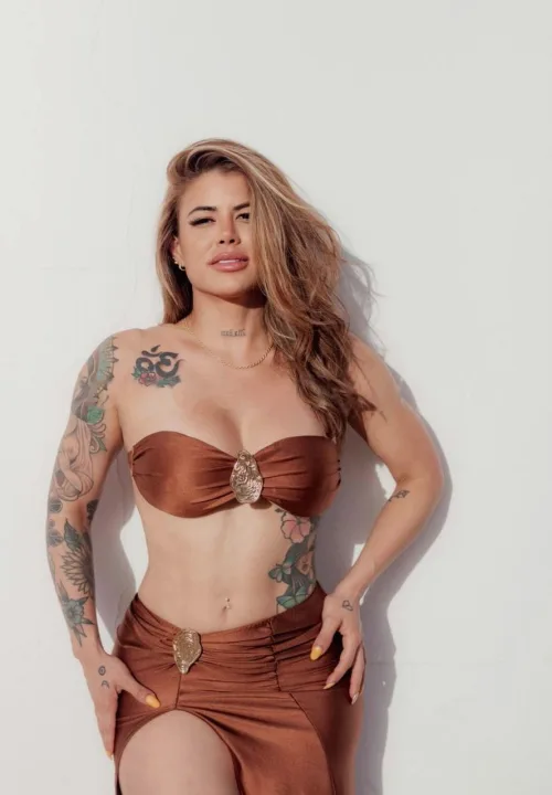 Colombiana muy bonita y decidida
