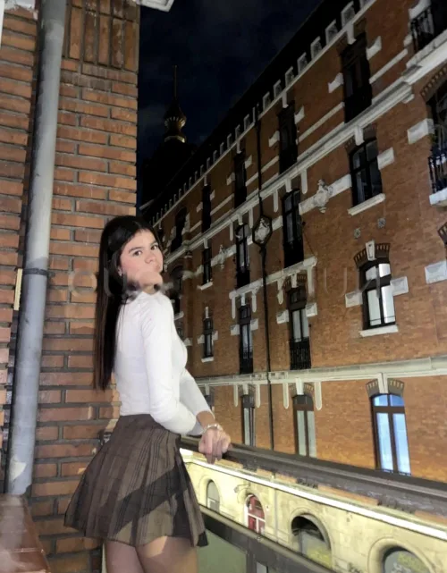 Chica vip jovencita muy guapa