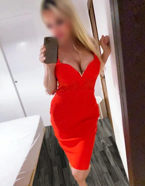 CATALANA MUY SENSUAL Y CON CLASE