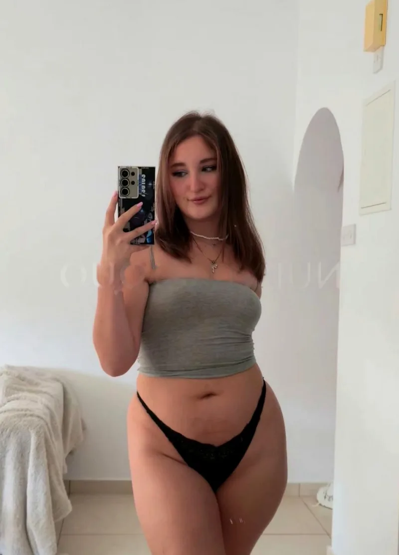 Clara, escort en Barcelona