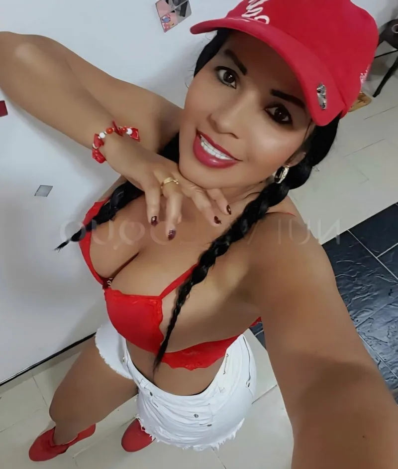 Noa, escort en Alicante