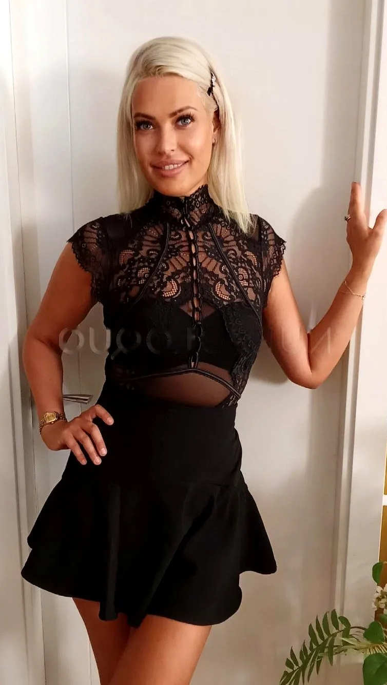 Guapísima Rusa Elegante