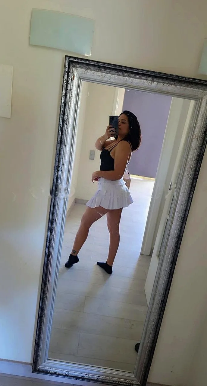 Sensual, Educada y cariñosa