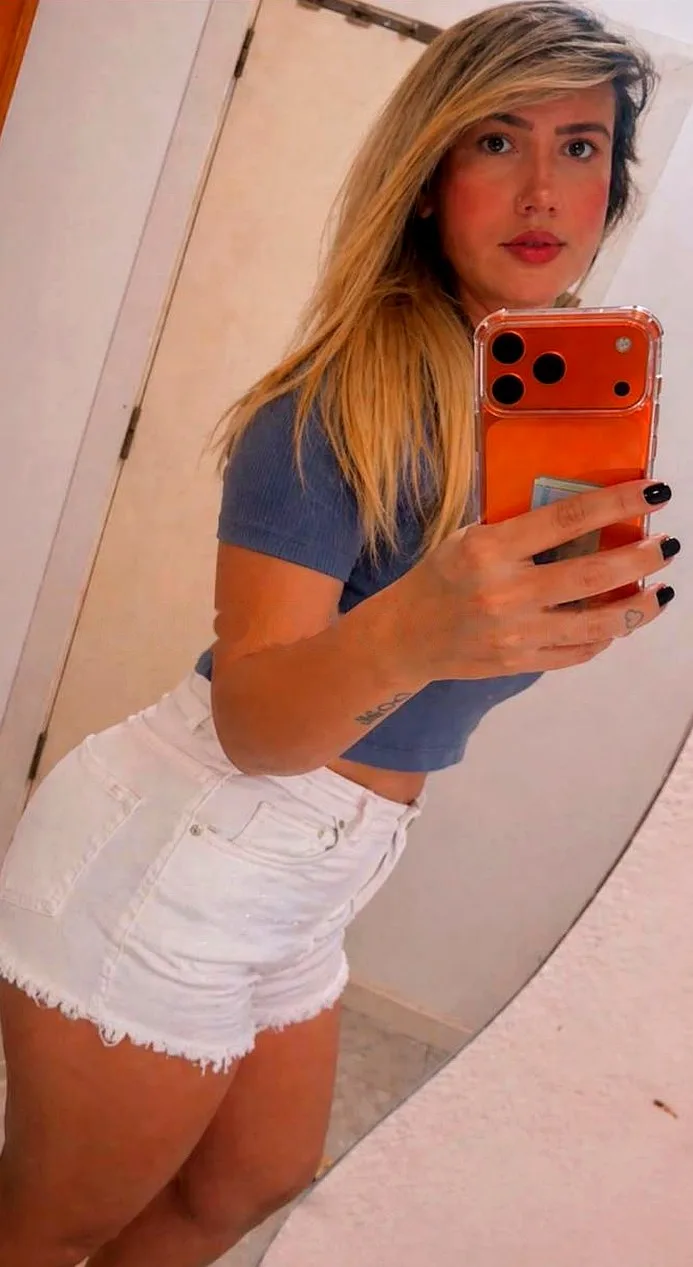 Implicada Cariñosa y Complaciente