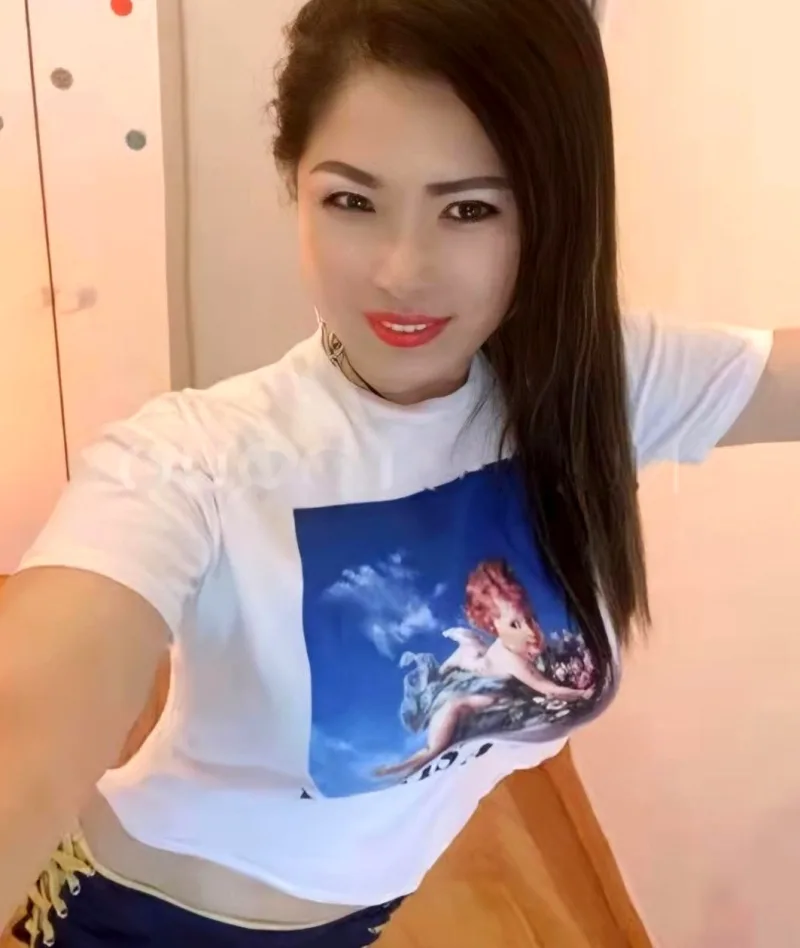 Chica Asiática nueva exotica sexy