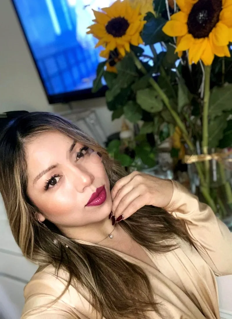 Novedad señorita de piel suave