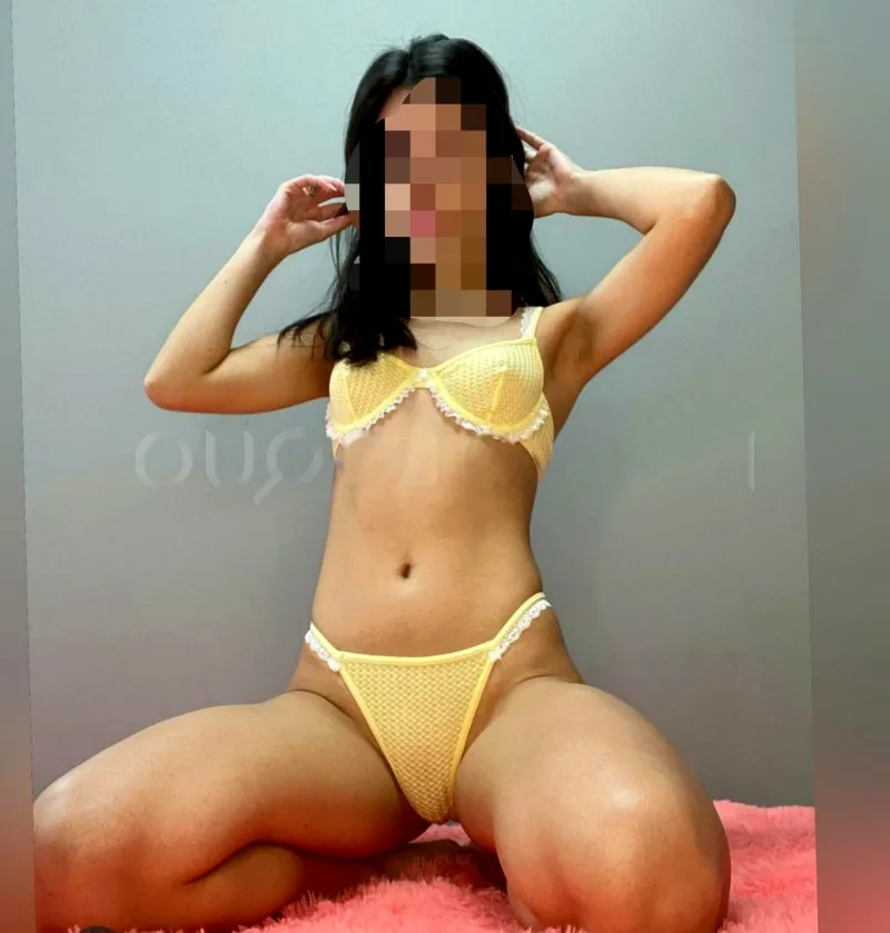 exótica jovencita