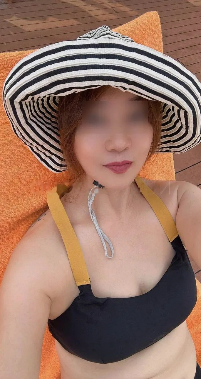 CHICA ESCORTS ALEGRE DIVERTIDA