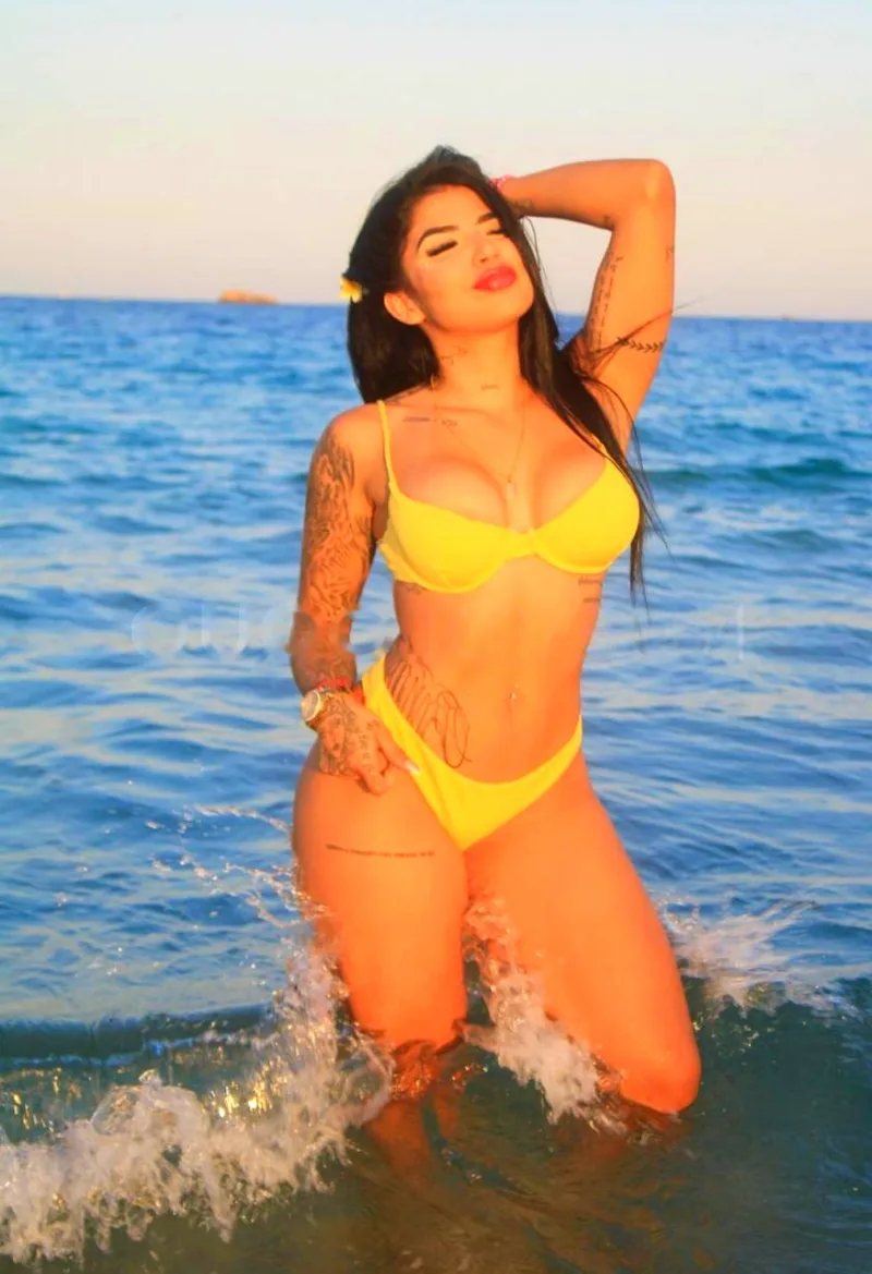 Colombiana de Lujo en Ibiza