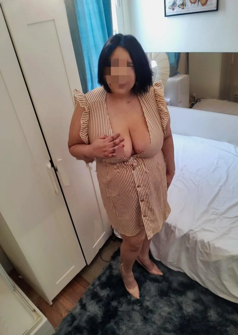 curvy milf en eixample