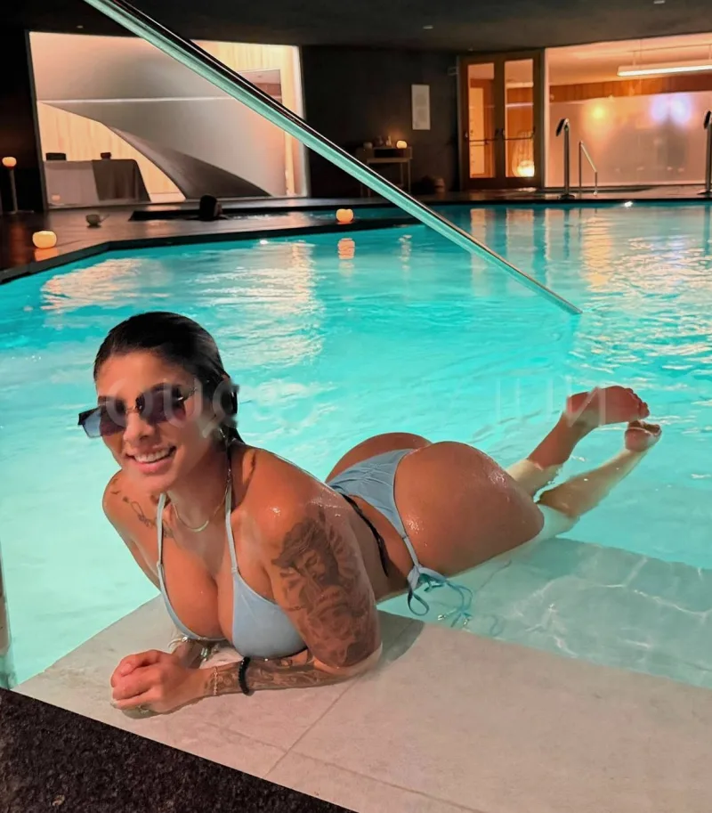 GUAPISIMA CUERPAZO CARIÑOSA DE LUJO