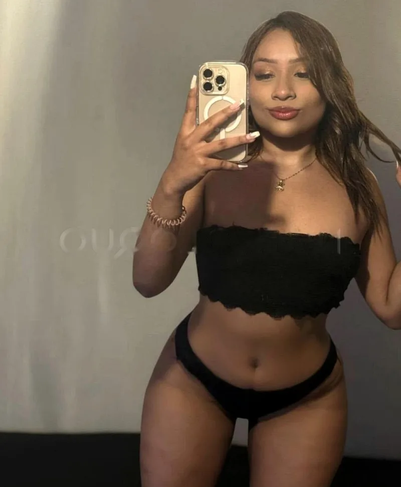 LATINA, TRAVIESA NOVEDAD EN RUBÍ