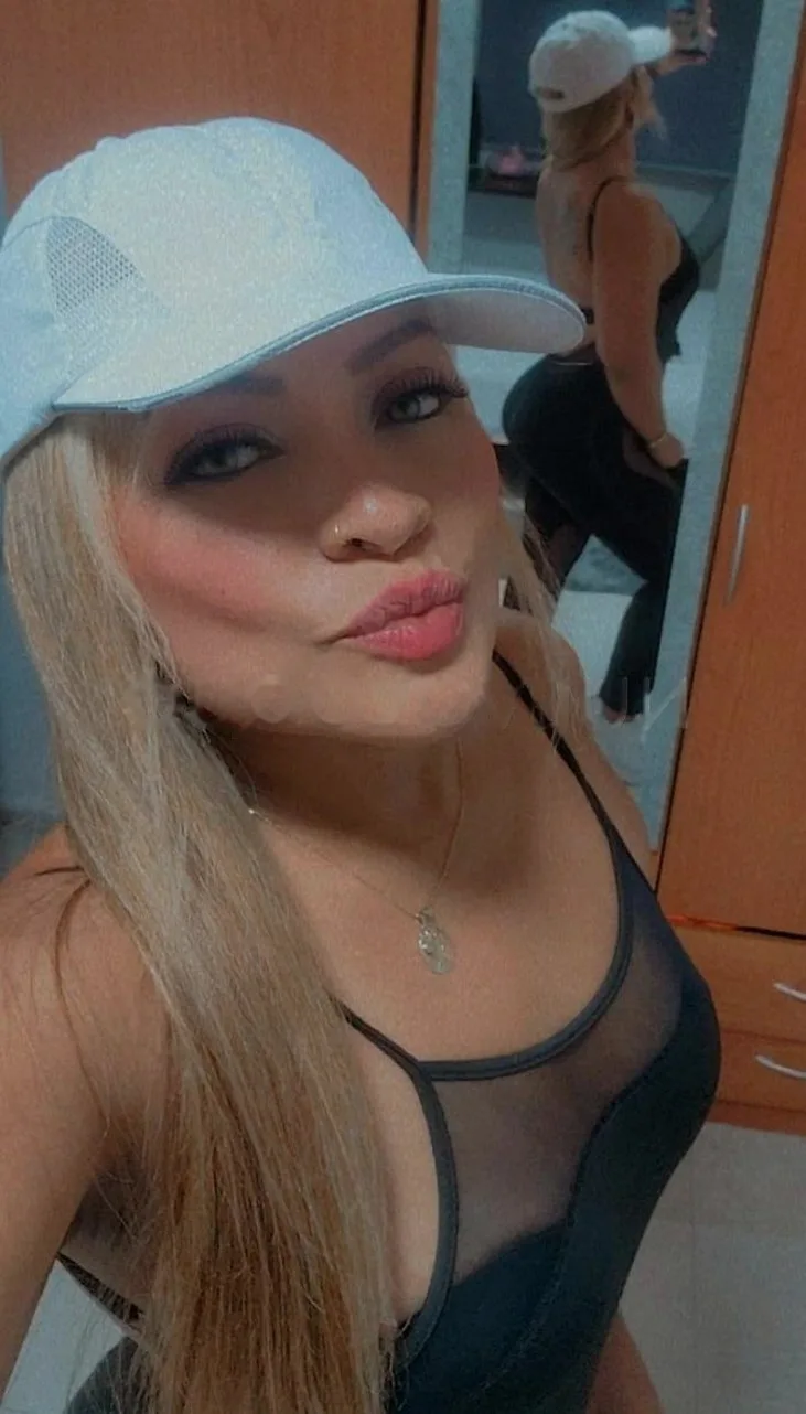 LATINA MORBOSA Y DE PASIÓN