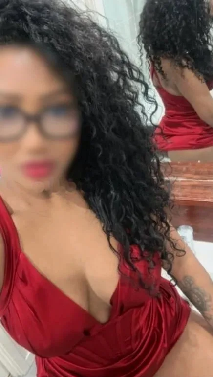 Deliciosa brasilera morenita y simpática