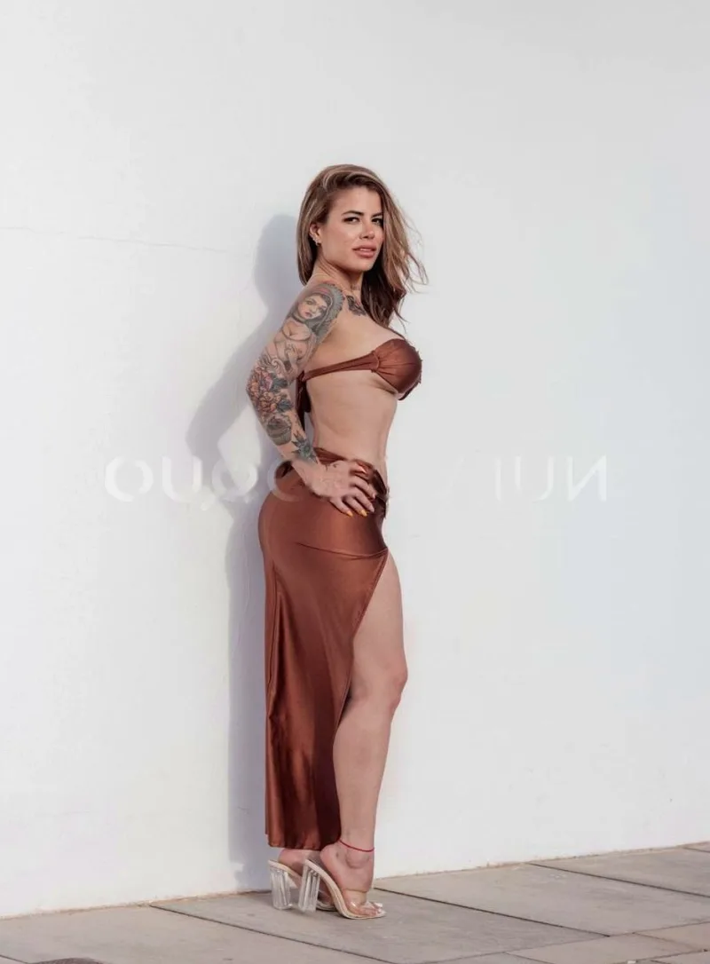 Colombiana muy bonita y decidida