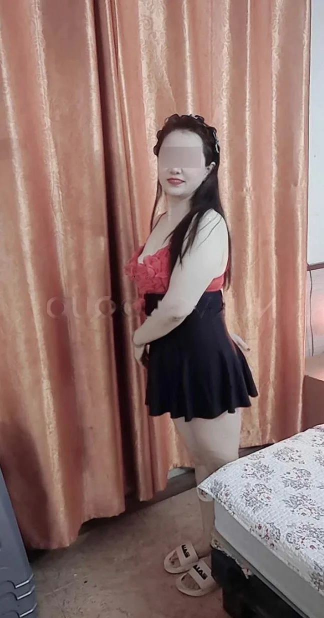 CHICAS GUAPAS JOVENES ALEGRE Y DIVERTIDA