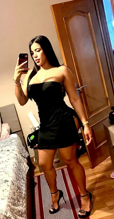 COLOMBIANA SENSUAL EN IBIZA