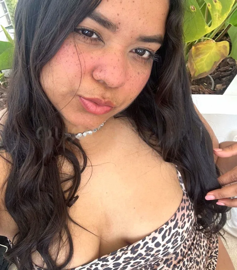COLOMBIANA CULONA Y MUY CARIÑOSA
