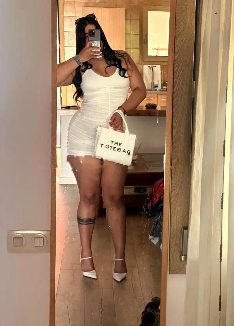COLOMBIANA CULONA Y MUY CARIÑOSA