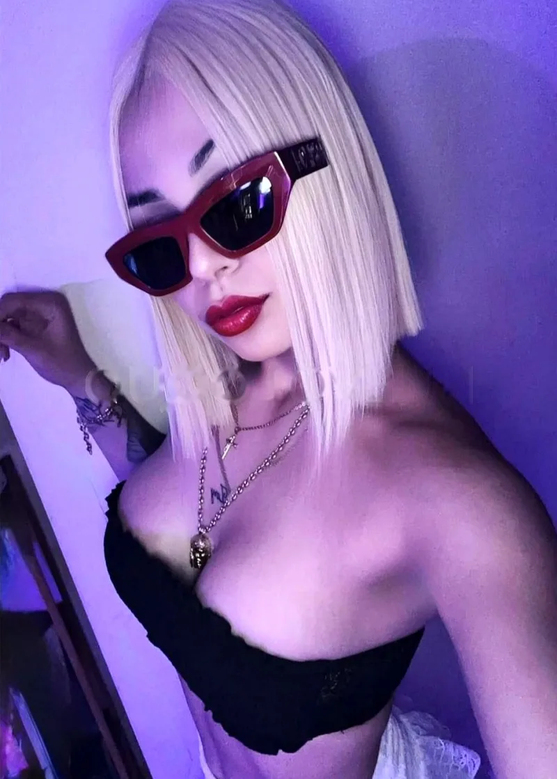 Hermosa rubia