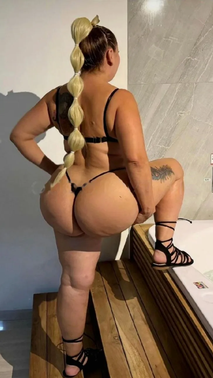 MADURTIA COMPLACIENTE MASAJISTA LATINA
