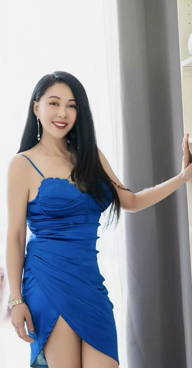 Escort asiática chica
