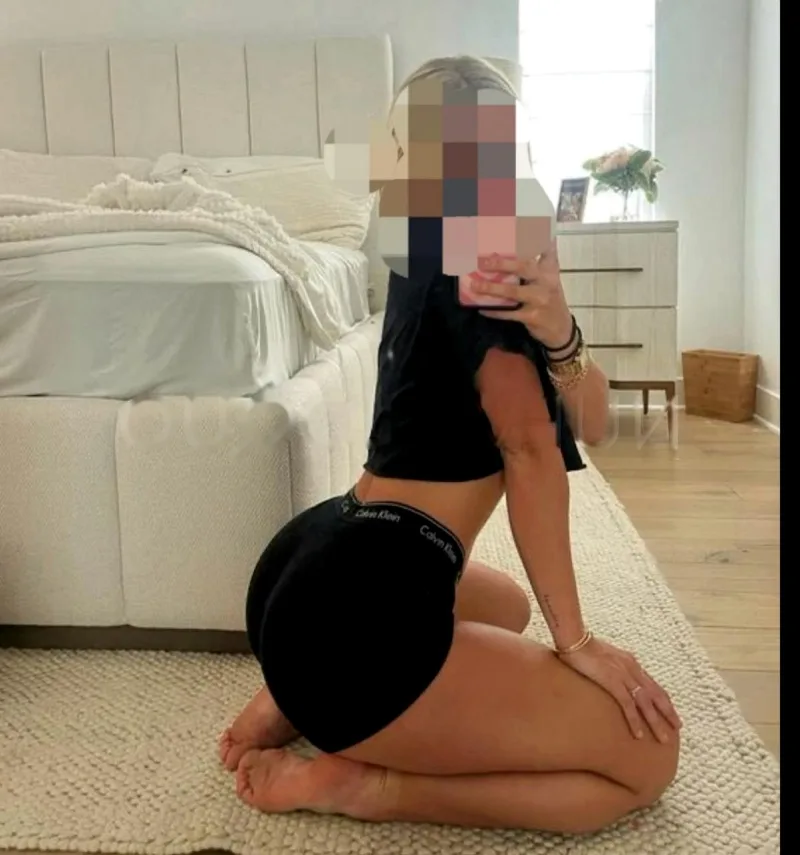 Abigail Barcelona, escort
