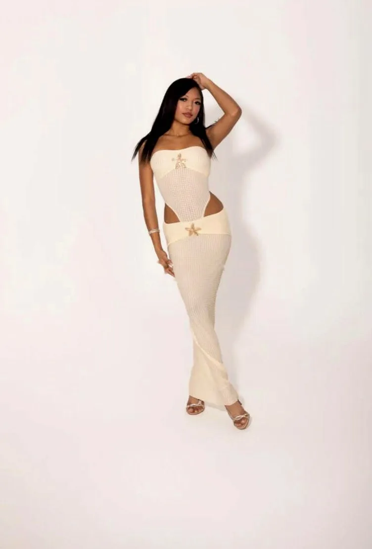 DIOSA Y CANDENTE CON GANAS DE VERTE