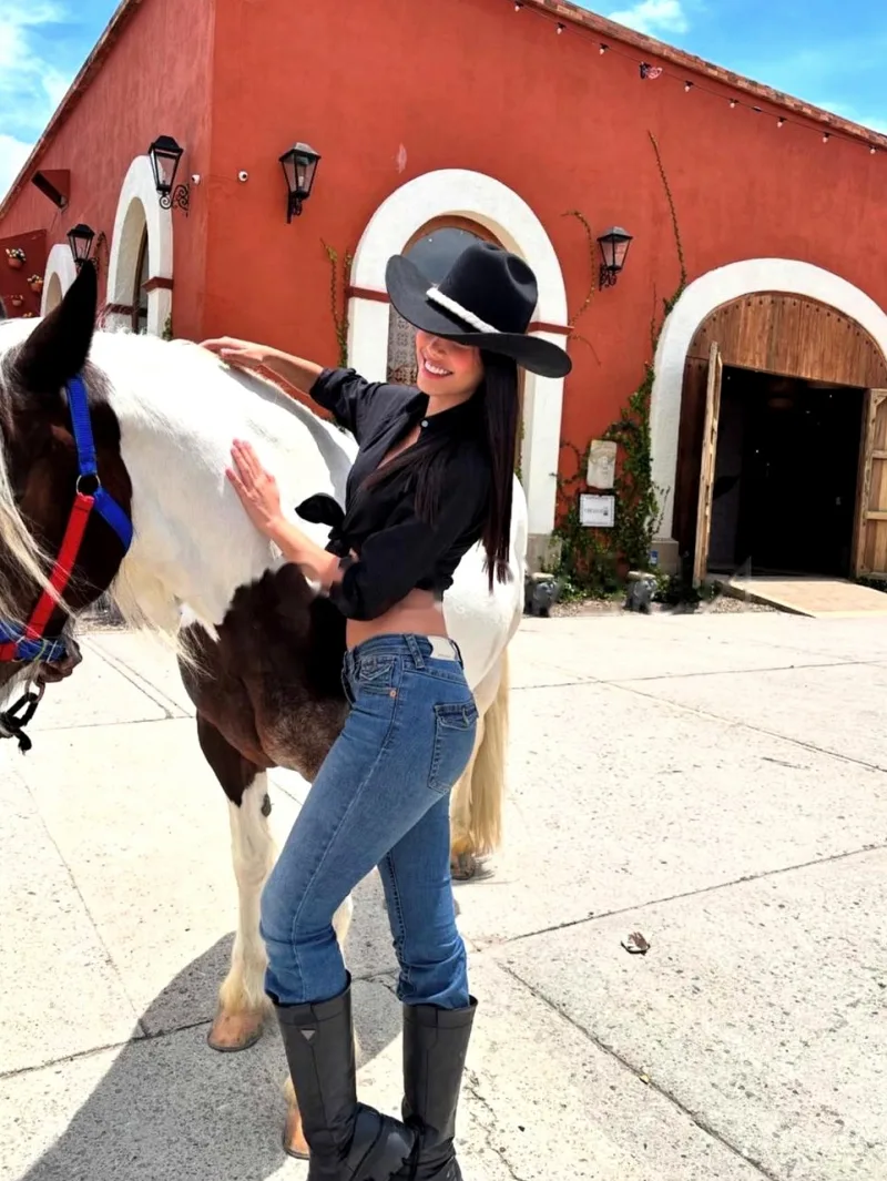 Chica de lujo latina nueva en la isla