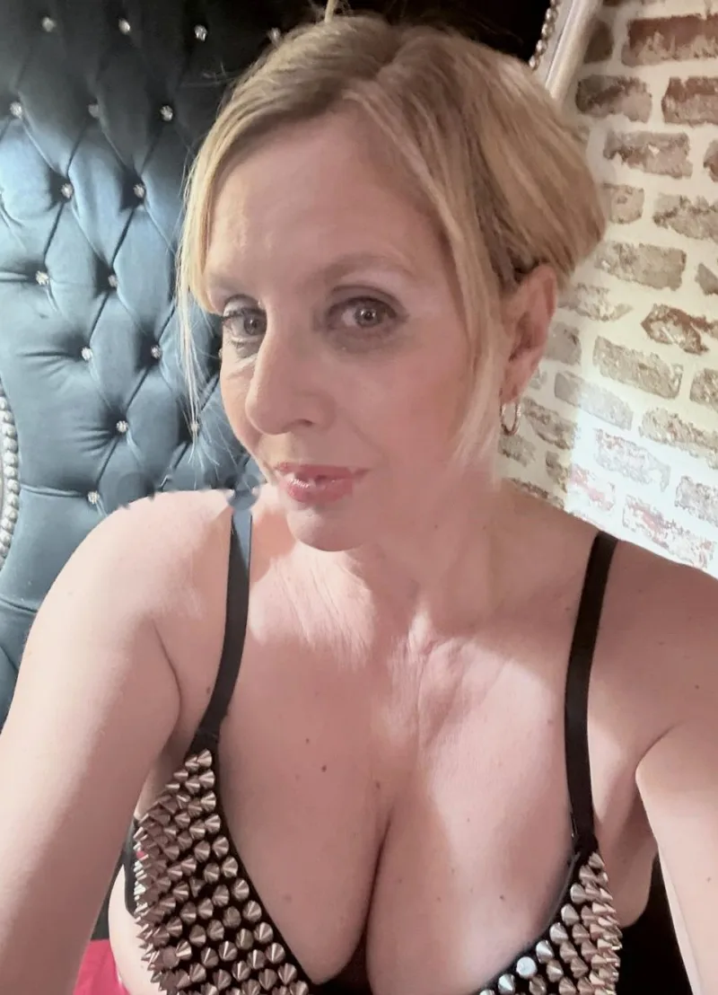 MISTRESS SUSANA EN CANTABRIA TU DIOSA
