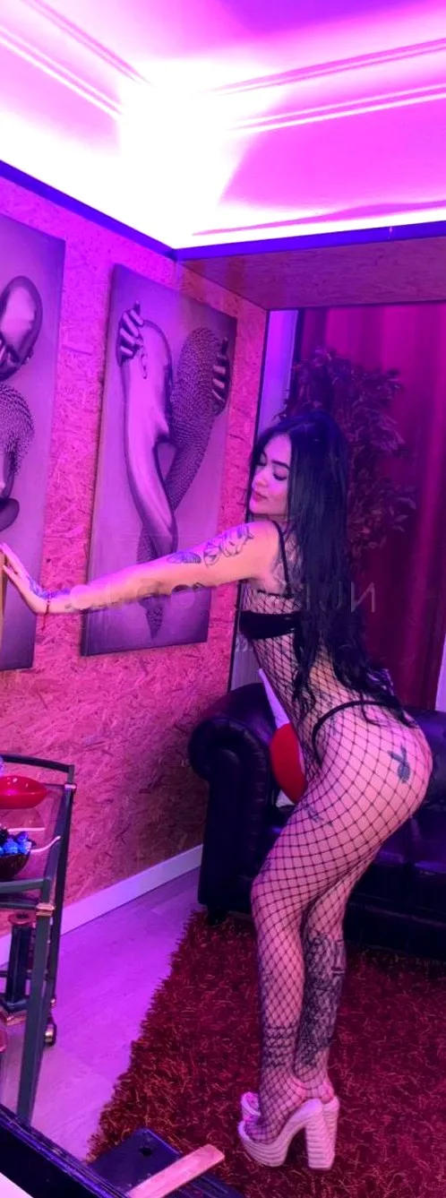 IMPLICADA, JUGUETONA, CALIENTE