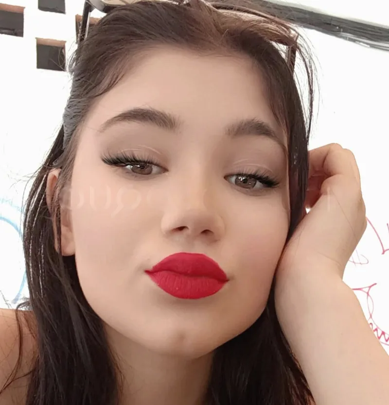 Chica joven y guapa